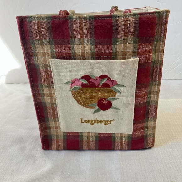 Longaberger Bundle, Breast Cancer Basket W/ Liner & Protector & Tote - Picture 6 of 13